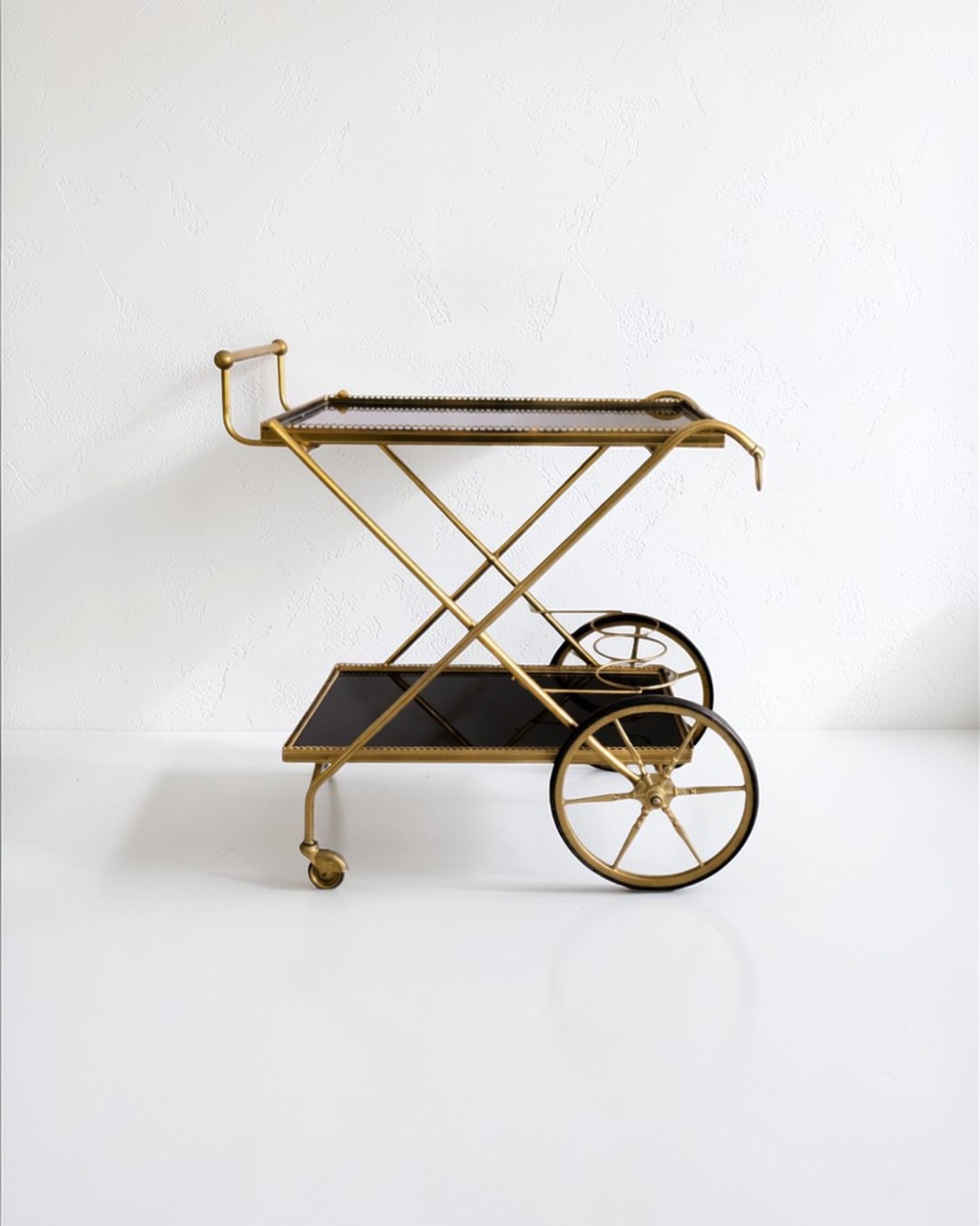 Desserte / bar vintage en laiton – 1972