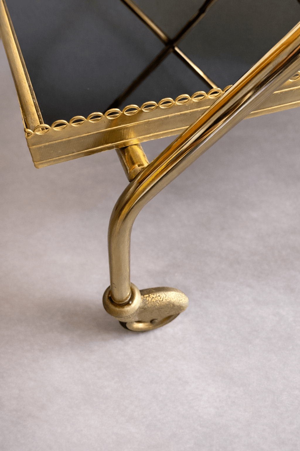 Desserte / bar vintage en laiton – 1972