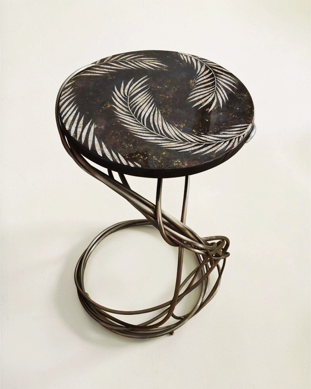 Guéridon en laque - Atelier Morganti