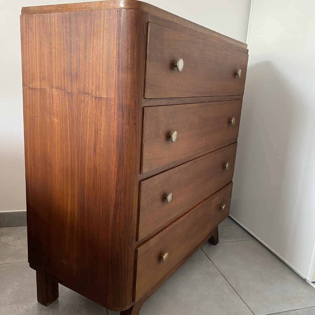 Commode années 60–70 en placage teck