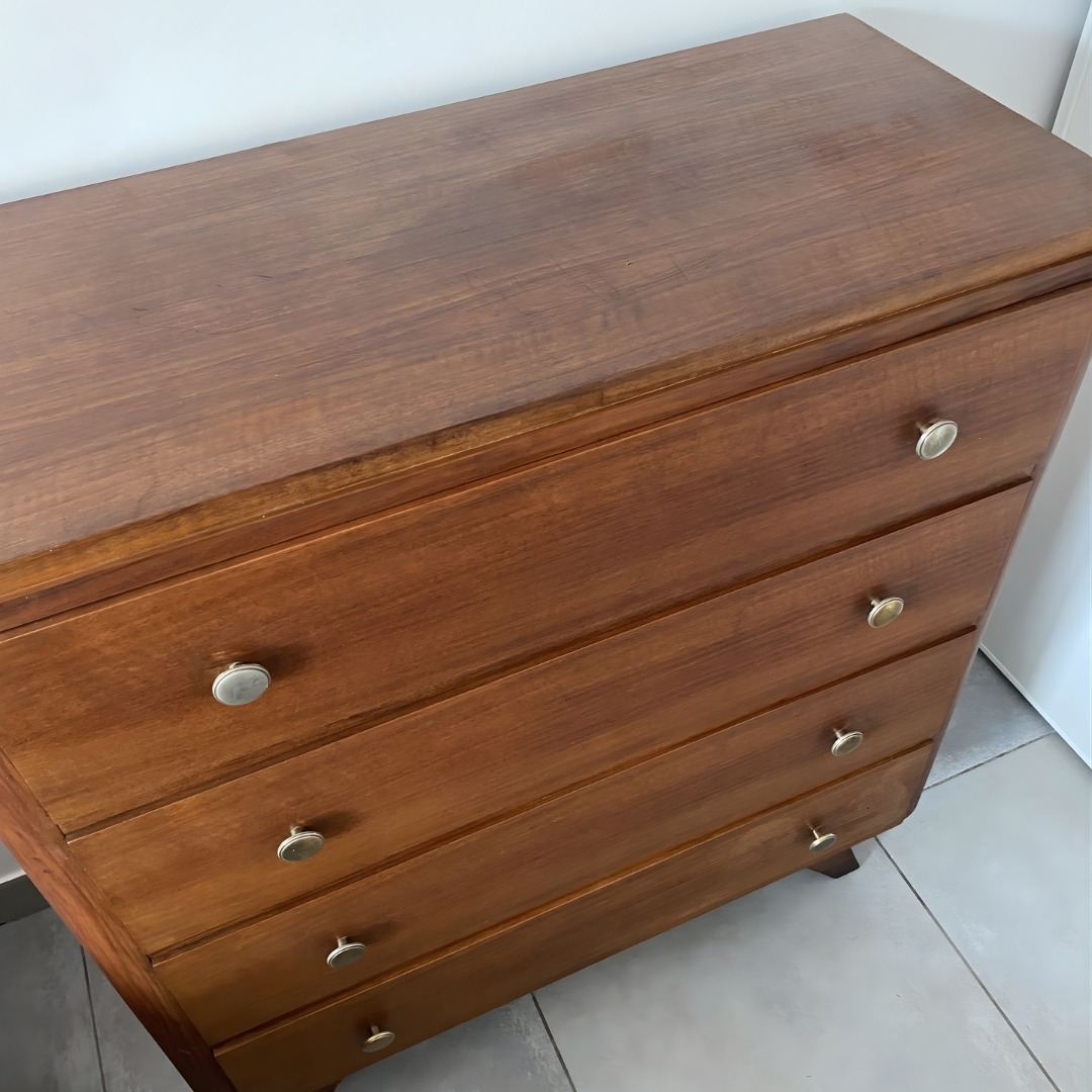 Commode années 60–70 en placage teck